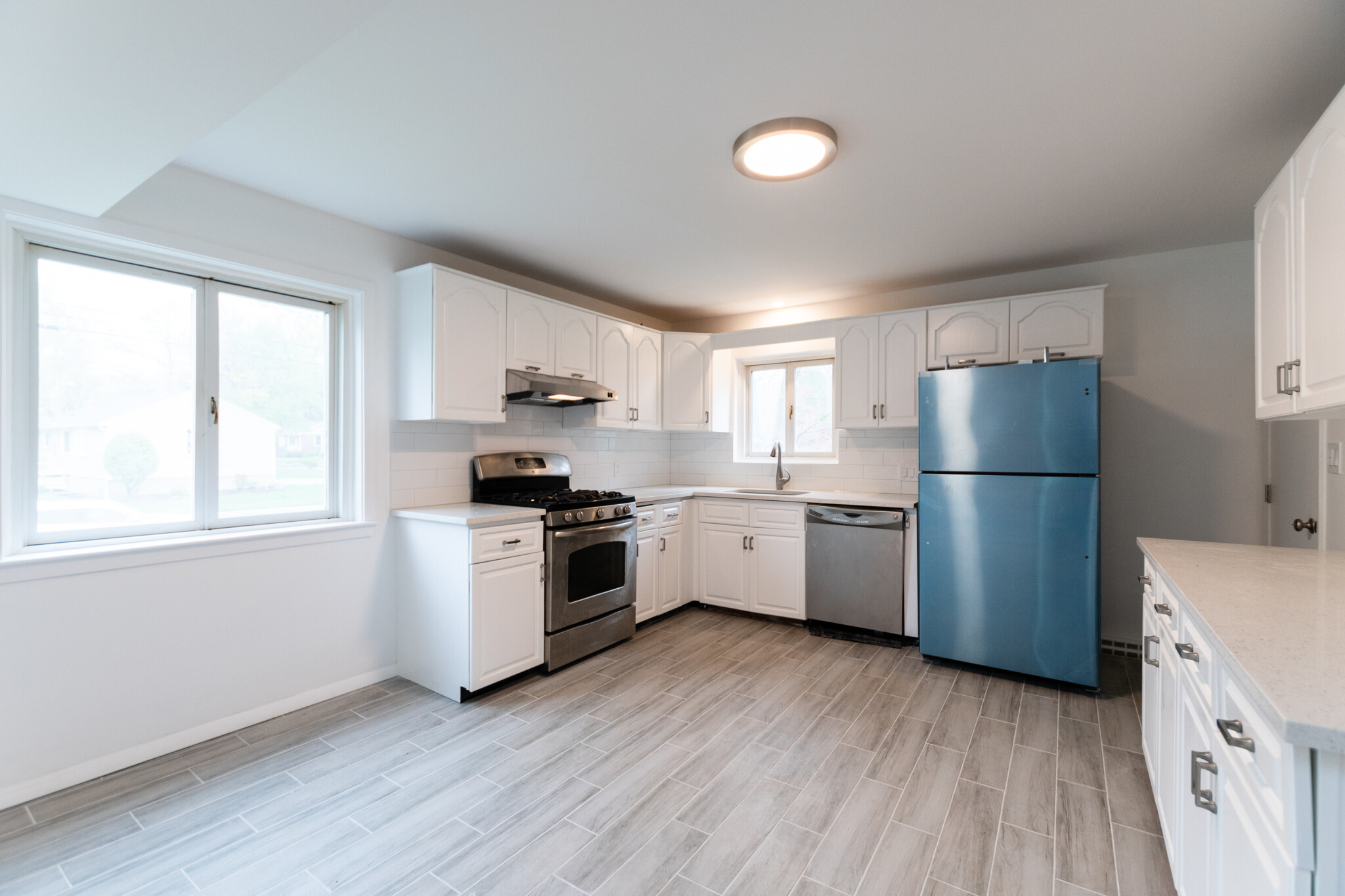 4 bed, 2 bath apartment for rent at 6 Kippy Dr Unit 6, Waban — photo 15 of 48