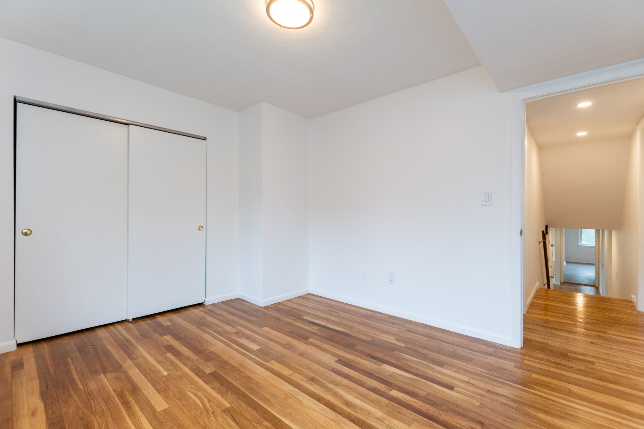 4 bed, 2 bath apartment for rent at 6 Kippy Dr Unit 6, Waban — photo 23 of 48