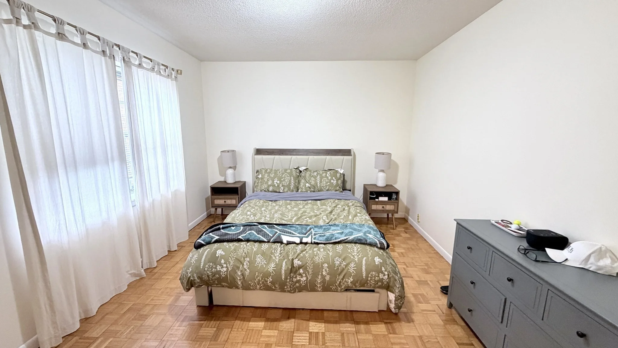 2 bed, 1 bath apartment for rent at 6 Lake Shore Ter Unit 1, Brighton — photo 10 of 14