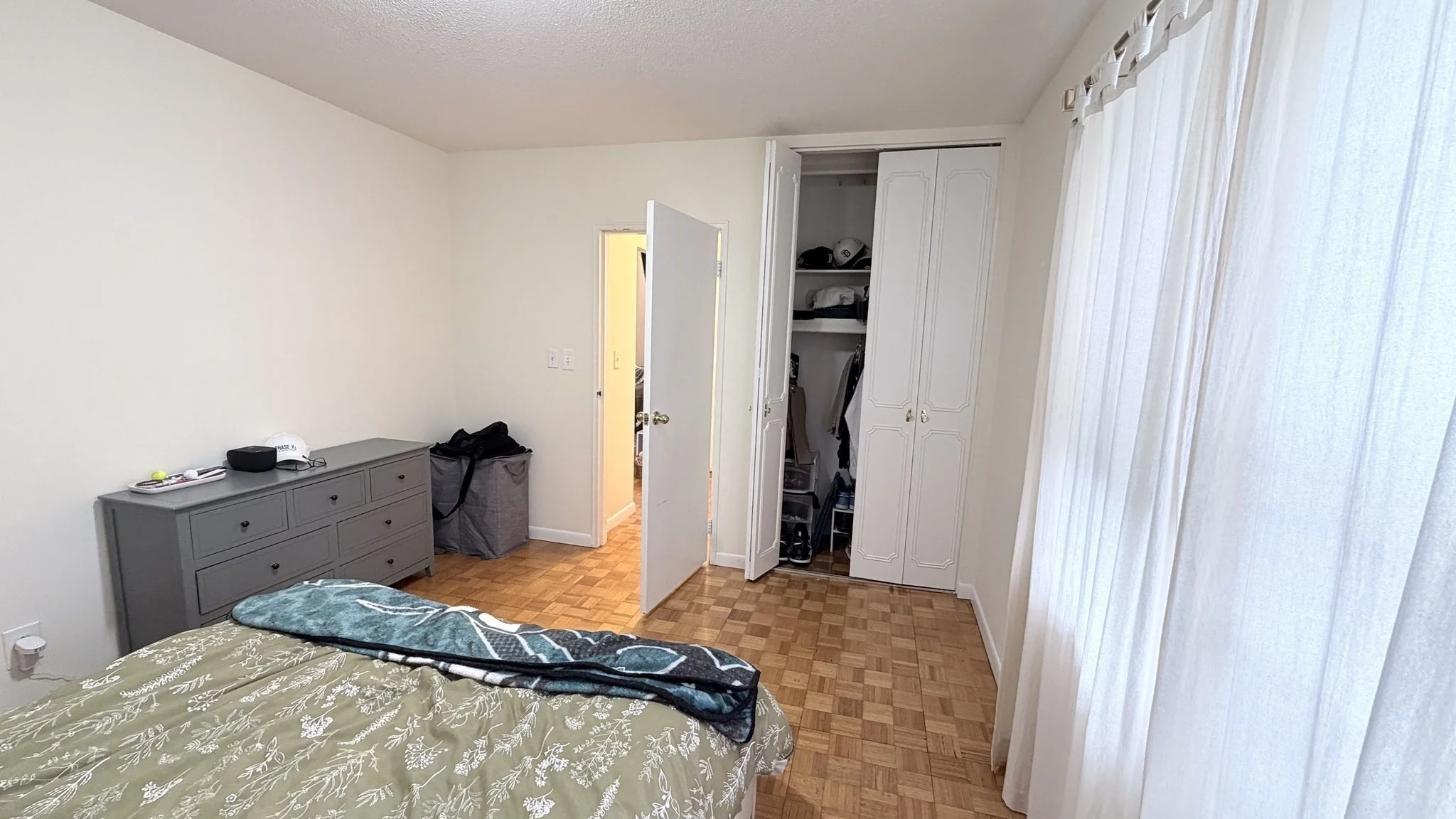 2 bed, 1 bath apartment for rent at 6 Lake Shore Ter Unit 1, Brighton — photo 11 of 14
