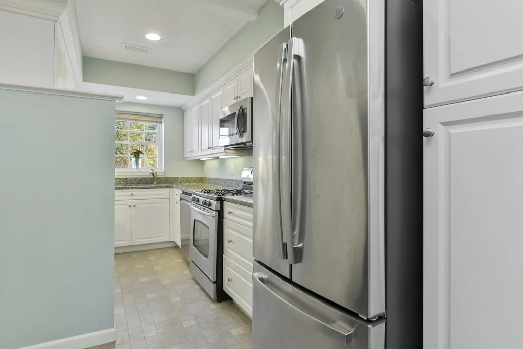 2 bed, 1 bath apartment for rent at 6 Lake Shore Ter Unit U4, Brighton — photo 10 of 23