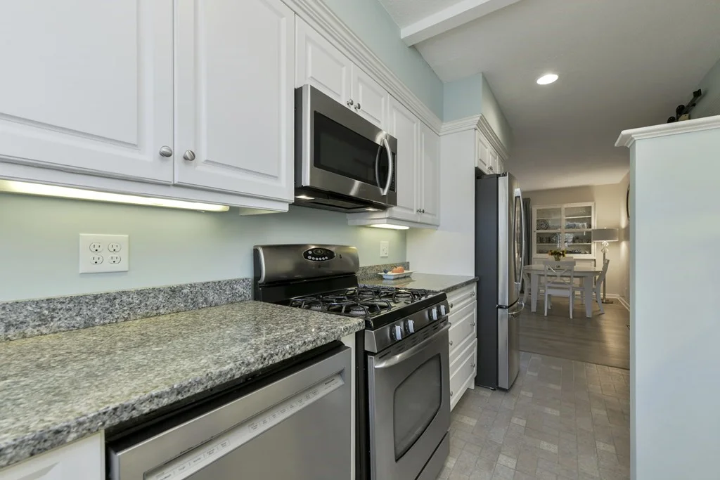 2 bed, 1 bath apartment for rent at 6 Lake Shore Ter Unit U4, Brighton — photo 8 of 23