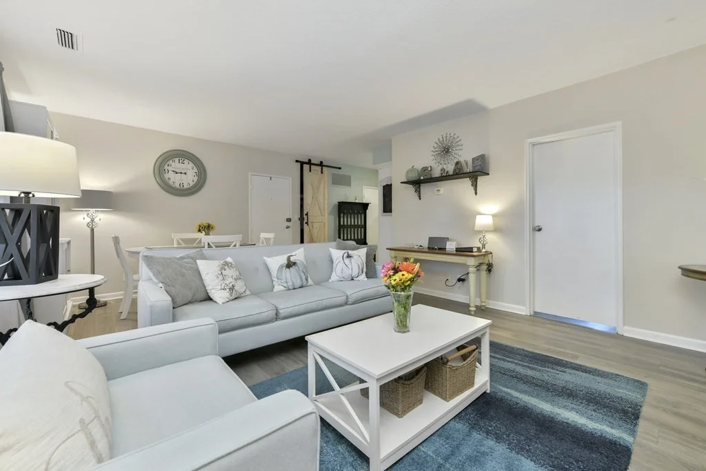 2 bed, 1 bath apartment for rent at 6 Lake Shore Ter Unit U4, Brighton — photo 1 of 23