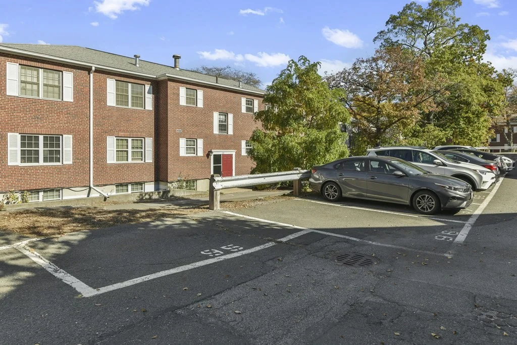 2 bed, 1 bath apartment for rent at 6 Lake Shore Ter Unit U4, Brighton — photo 18 of 23