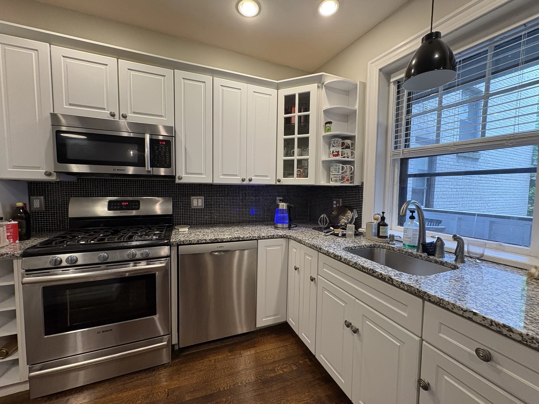 3 bed, 2 bath apartment for rent at 6 Lanark Rd Unit 1, Brookline — photo 12 of 29