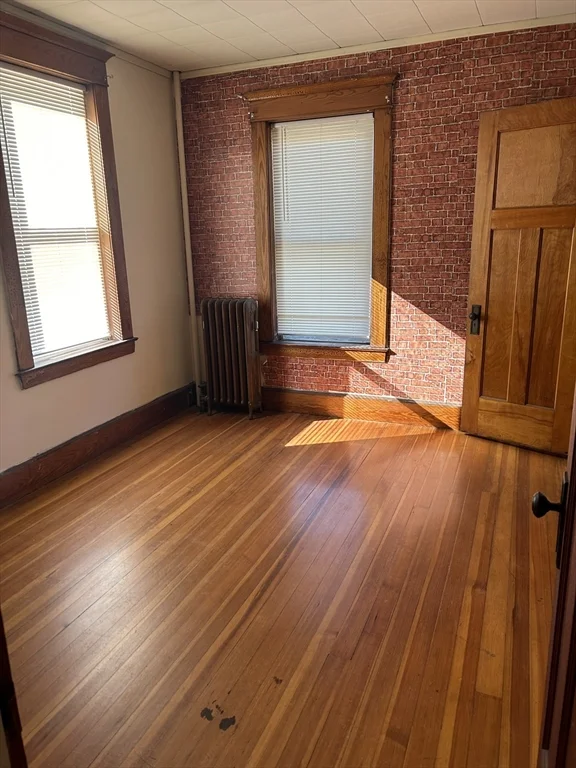2 bed, 1 bath apartment for rent at 6 Laurel St Unit 2R, Elmwood — photo 2 of 12