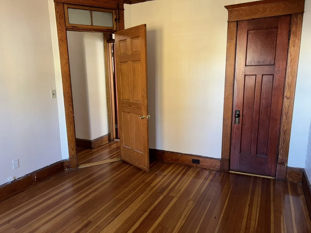 2 bed, 1 bath apartment for rent at 6 Laurel St Unit 2R, Elmwood — photo 11 of 12