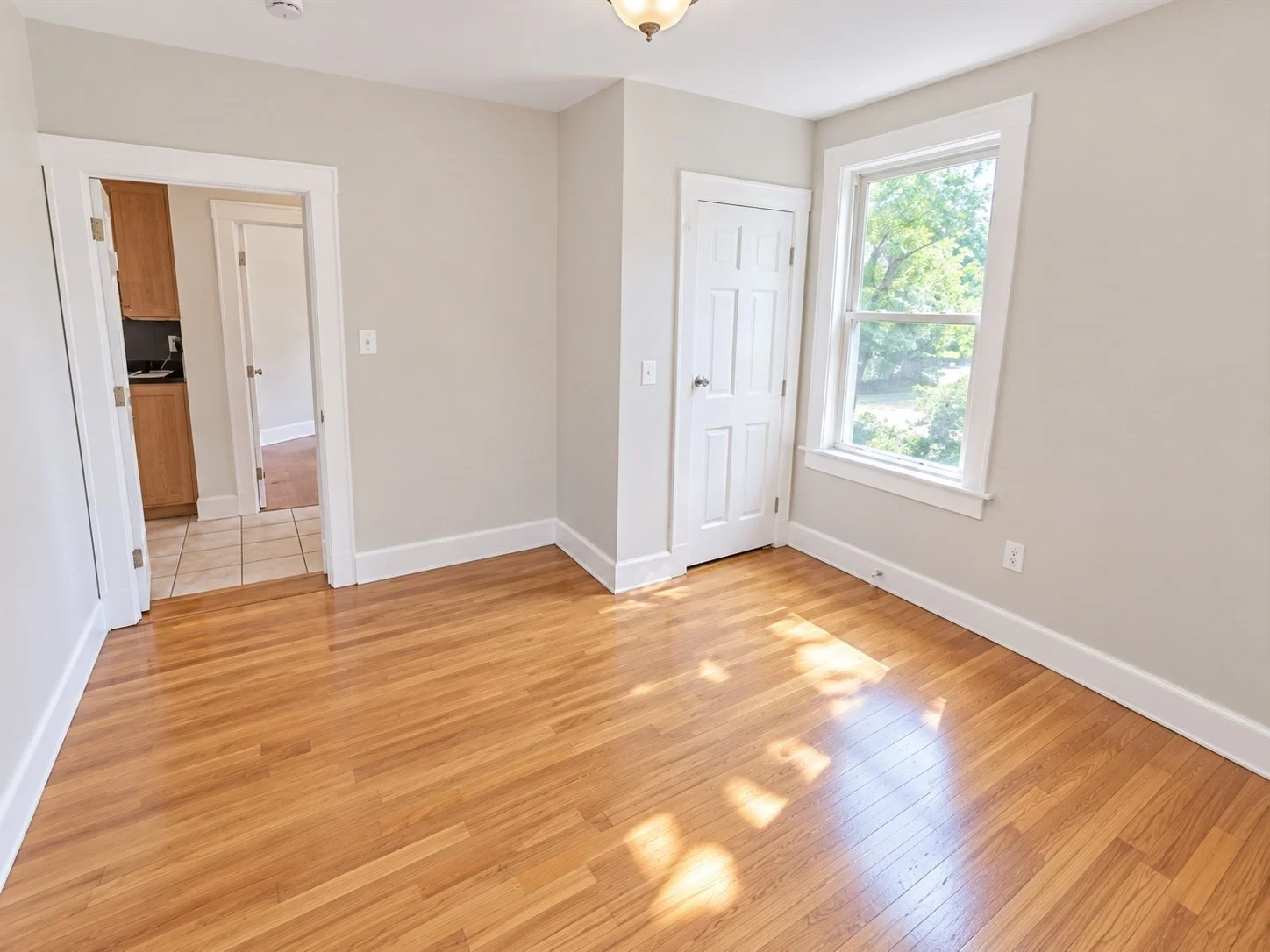 2 bed, 1 bath apartment for rent at 6 Lauriat St Unit 1, Dorchester — photo 9 of 11