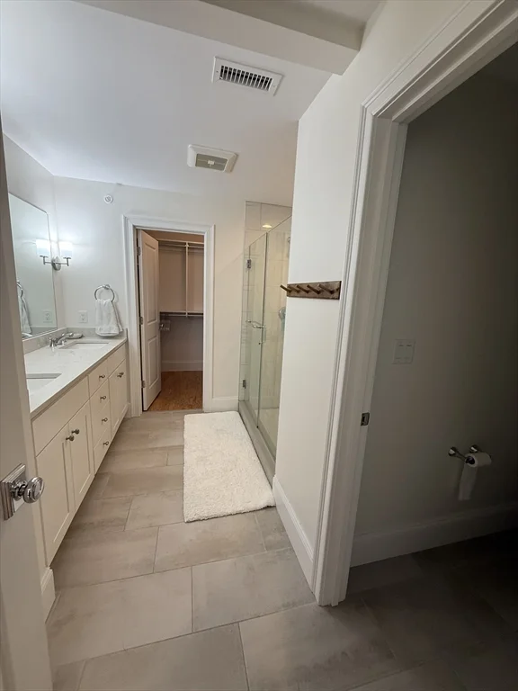 3 bed, 2 bath apartment for rent at 6 Lily Pond Ln Unit 6, Lexington — photo 28 of 29