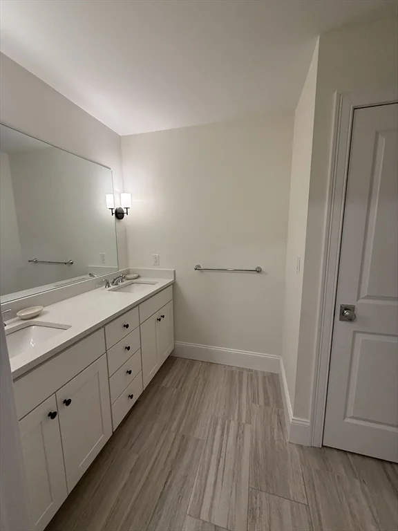 3 bed, 2 bath apartment for rent at 6 Lily Pond Ln Unit 6, Lexington — photo 27 of 29