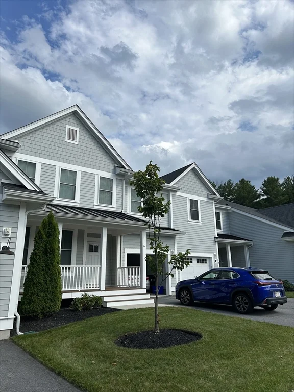 3 bed, 2 bath apartment for rent at 6 Lily Pond Ln Unit 6, Lexington