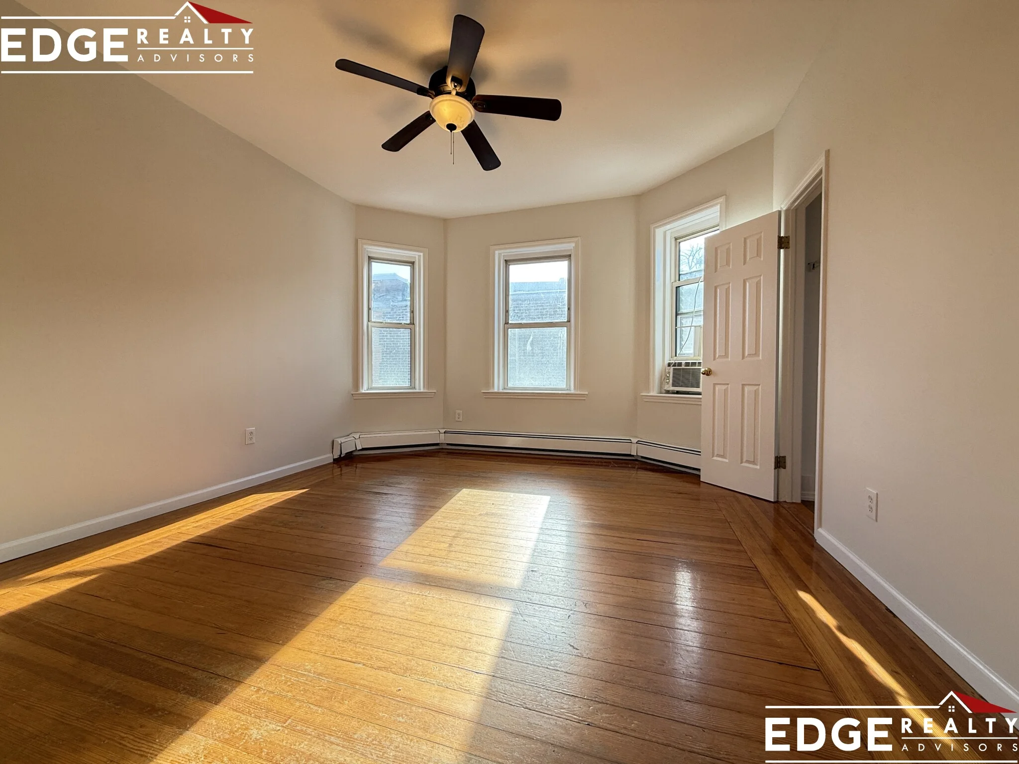 3 bed, 1.5 bath apartment for rent at 6 Litchfield St Unit 3, Allston — photo 5 of 9