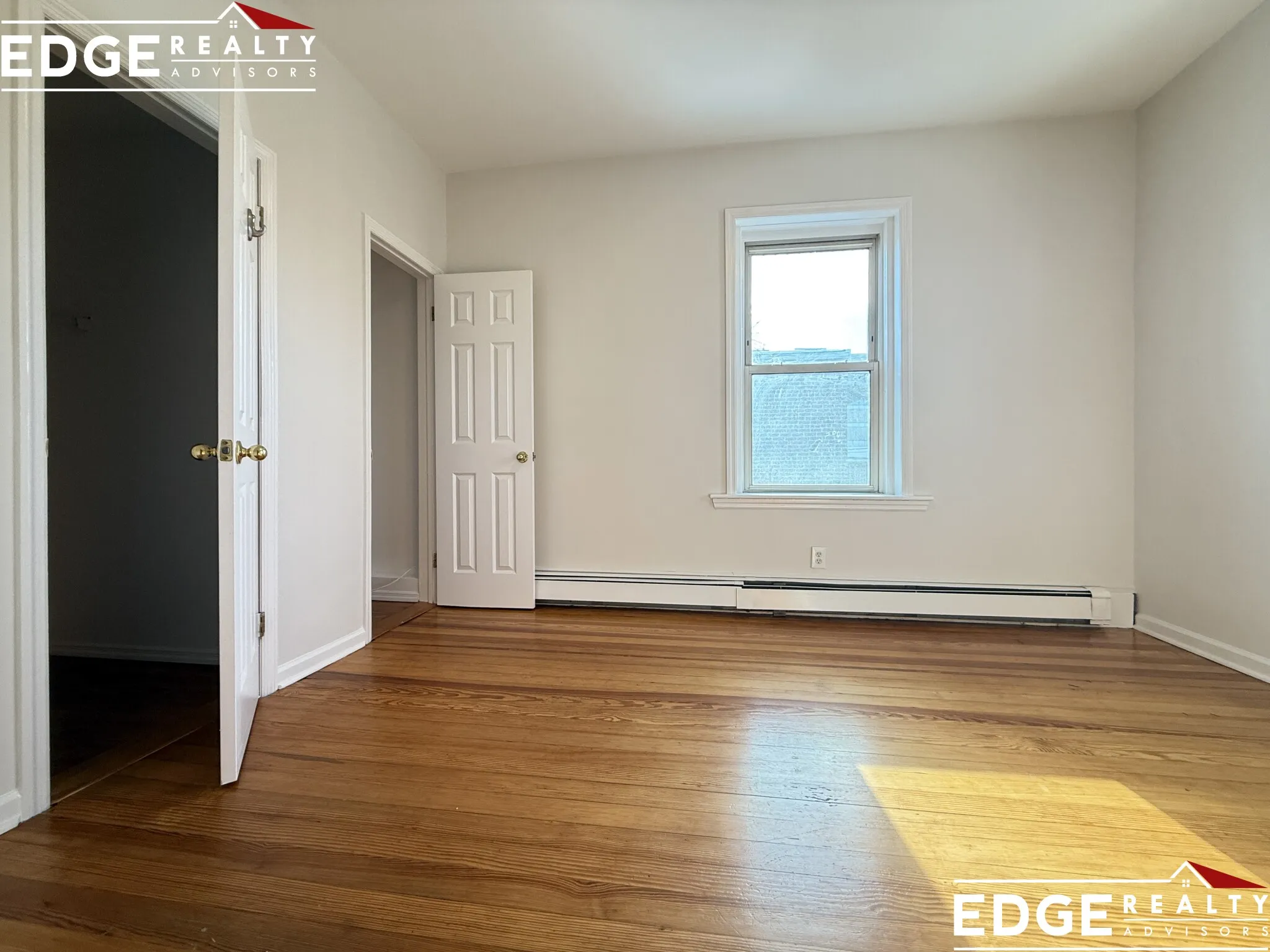 3 bed, 1.5 bath apartment for rent at 6 Litchfield St Unit 3, Allston — photo 4 of 9