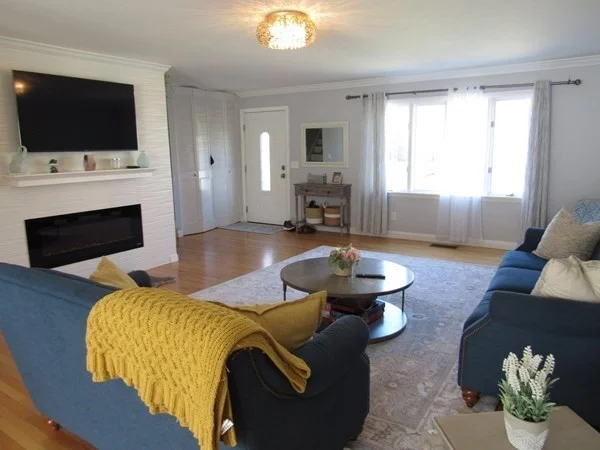 3 bed, 2 bath apartment for rent at 6 Loring Hills Ave Unit 1B, Salem — photo 3 of 28