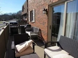3 bed, 2 bath apartment for rent at 6 Loring Hills Ave Unit 1B, Salem — photo 26 of 28
