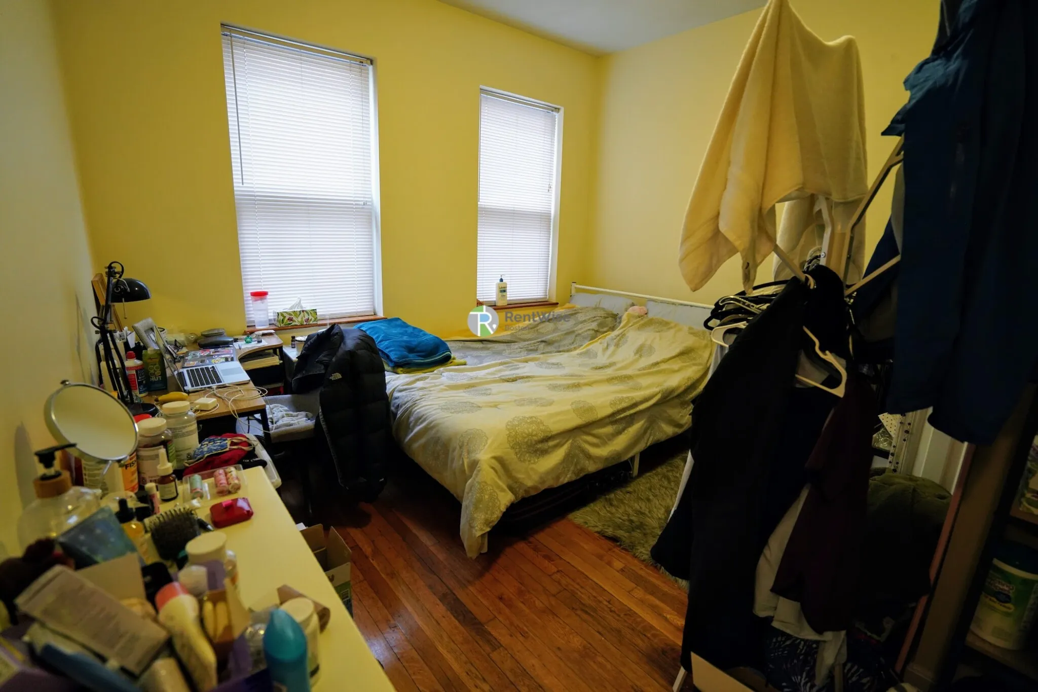 3 bed, 1 bath apartment for rent at 6 Lorraine Ter Unit 1, Brighton — photo 7 of 11