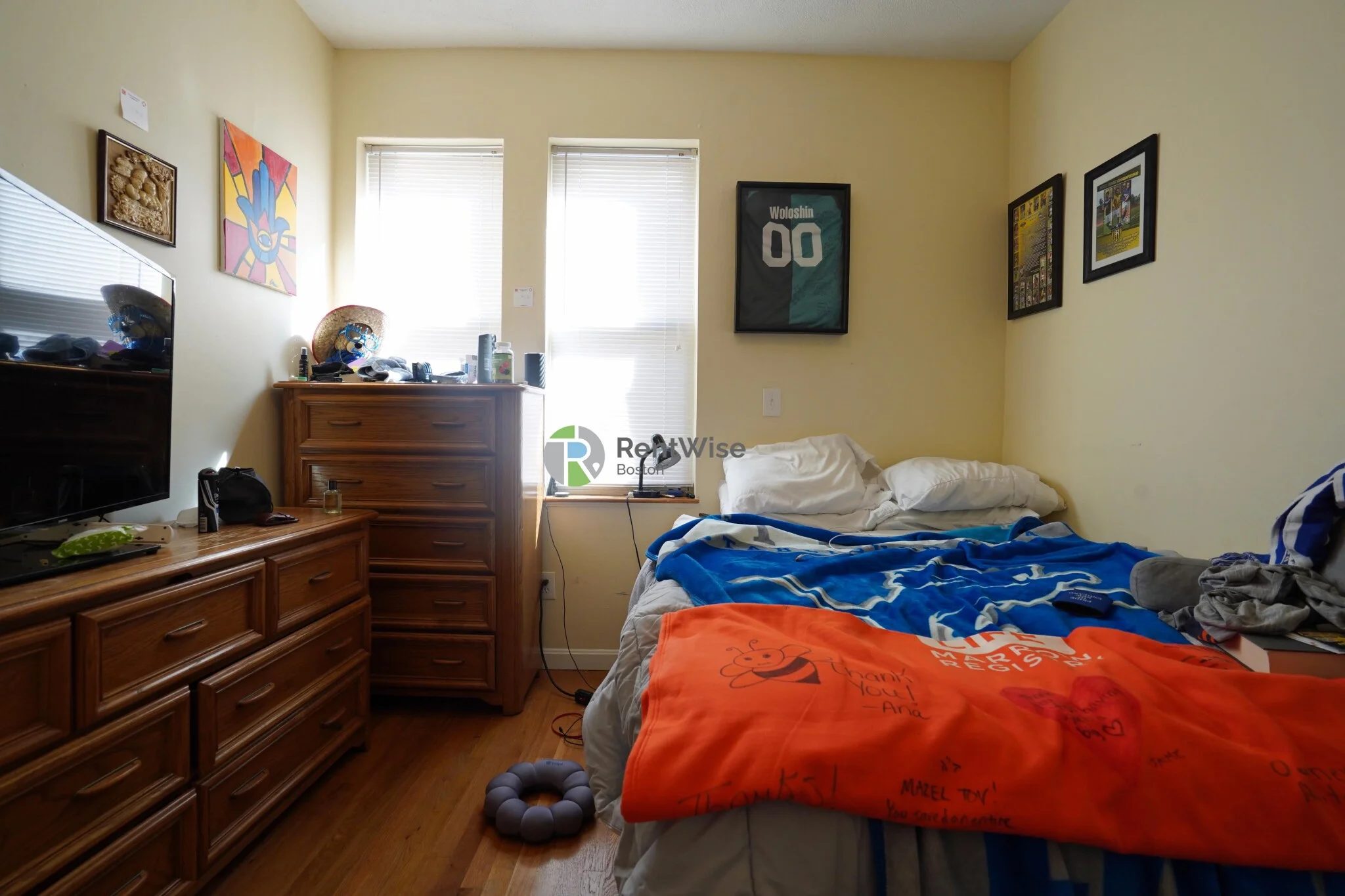 3 bed, 1 bath apartment for rent at 6 Lorraine Ter Unit 1, Brighton — photo 11 of 20