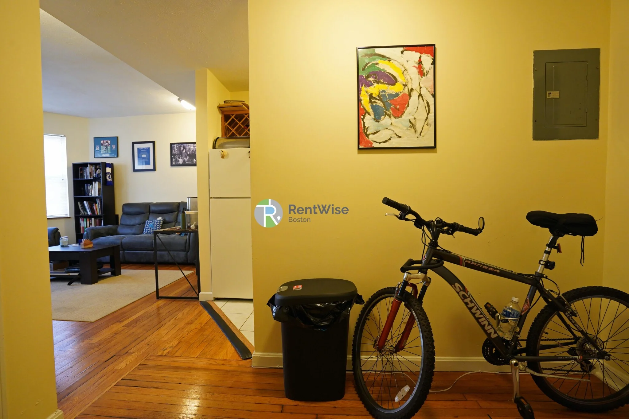 3 bed, 1 bath apartment for rent at 6 Lorraine Ter Unit 1, Brighton — photo 17 of 20