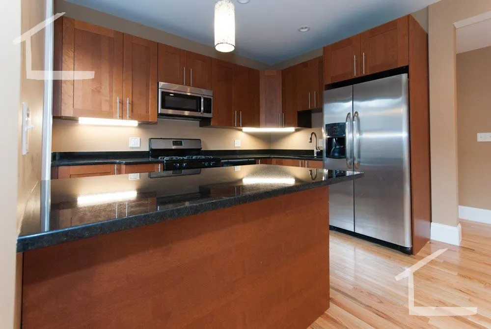 5 bed, 2 bath apartment for rent at 6 Lothian Rd Unit 2-2, Brighton — photo 4 of 10