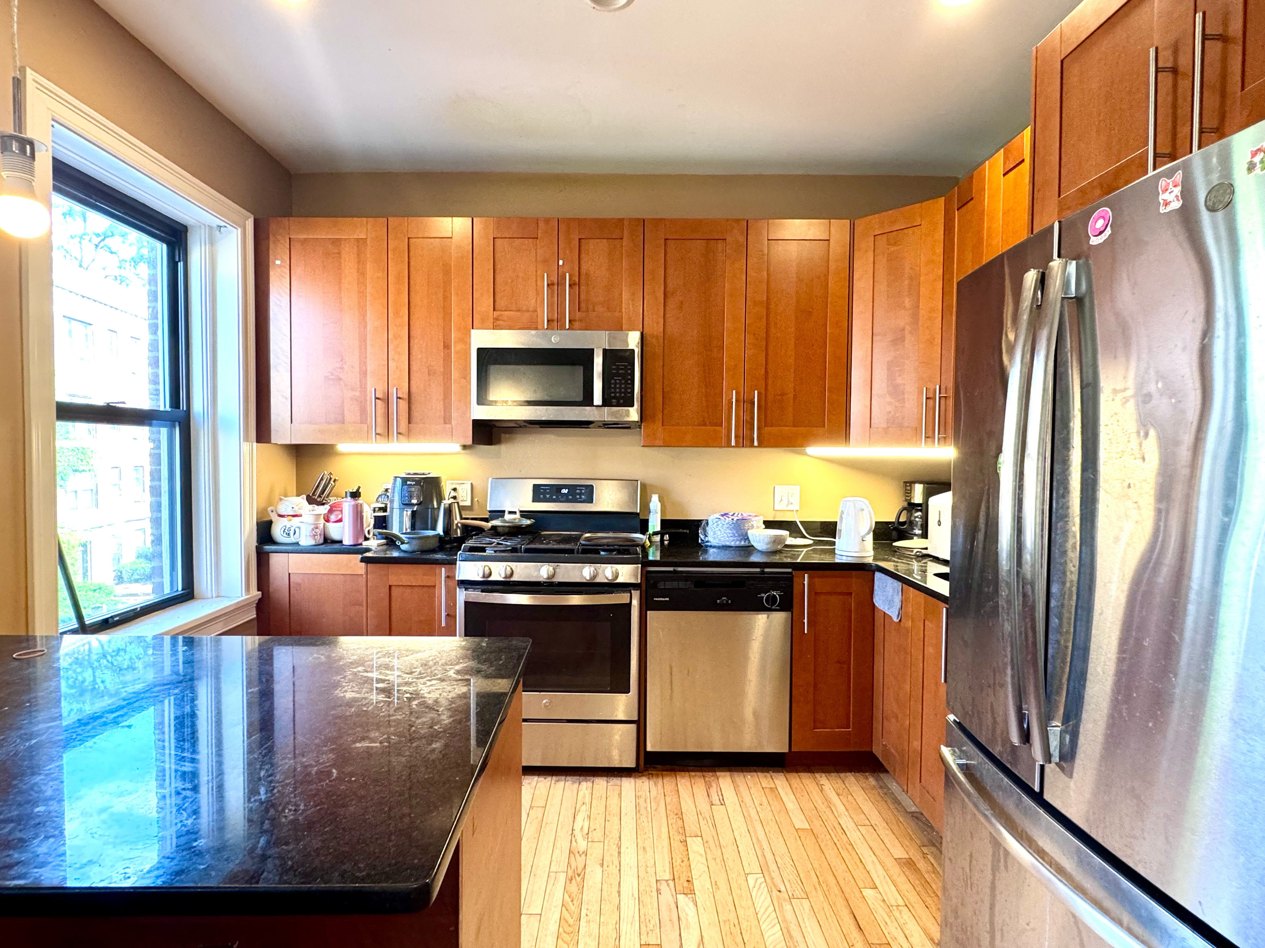 5 bed, 2 bath apartment for rent at 6 Lothian Rd Unit 2, Brighton — photo 1 of 13