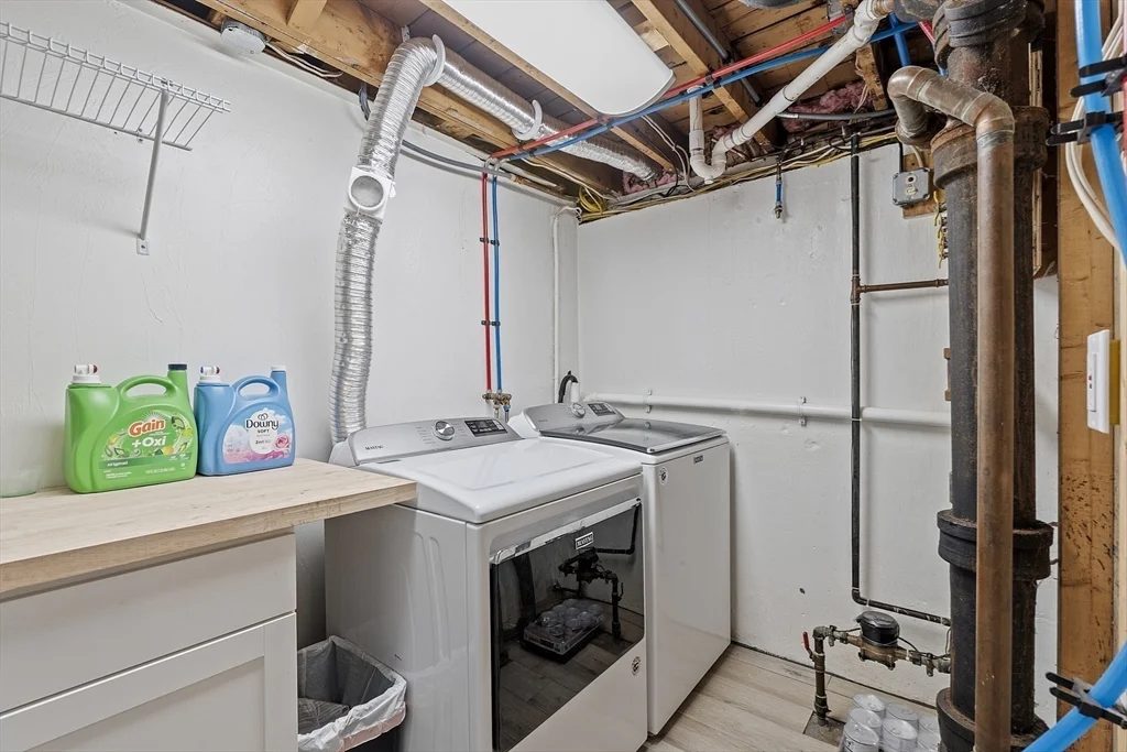 3 bed, 1 bath apartment for rent at 6 Mackin St, Hudson — photo 26 of 35