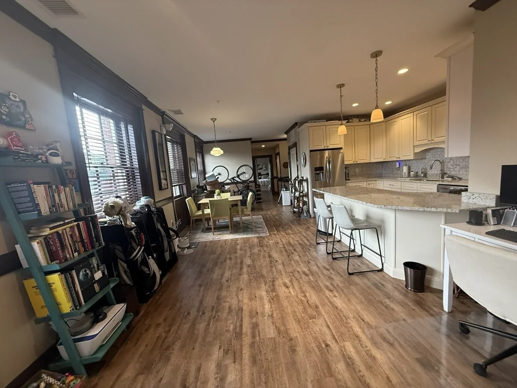 1 bed, 1 bath apartment for rent at 6 Main St Ext Unit 621, Downtown — photo 12 of 28