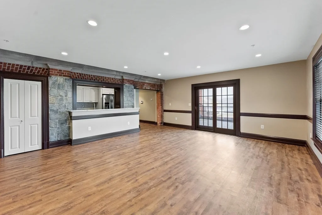 1 bed, 1 bath apartment for rent at 6 Main St Ext Unit 622, Downtown — photo 4 of 18