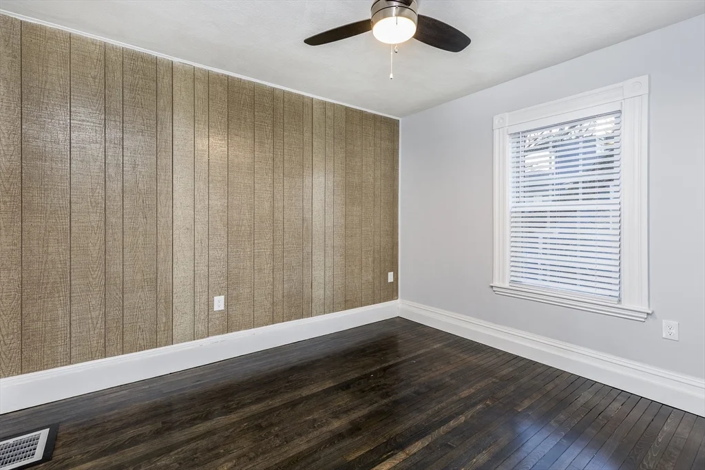 2 bed, 2 bath apartment for rent at 6 Maple Ave Unit 1, Swampscott — photo 14 of 20