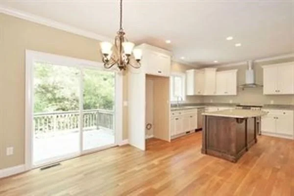 4 bed, 3 bath apartment for rent at 6 Maple Way Unit 6, Boylston — photo 6 of 24