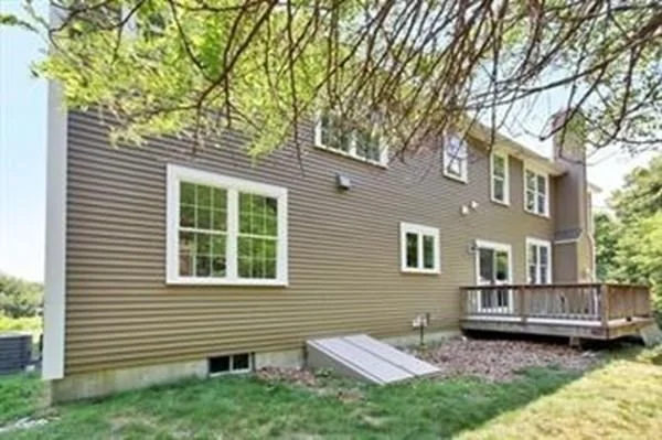 4 bed, 3 bath apartment for rent at 6 Maple Way Unit 6, Boylston — photo 21 of 24