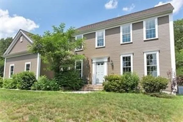 4 bed, 3 bath apartment for rent at 6 Maple Way Unit 6, Boylston — photo 20 of 24