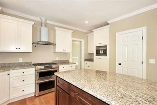 4 bed, 3 bath apartment for rent at 6 Maple Way Unit 6, Boylston — photo 5 of 24