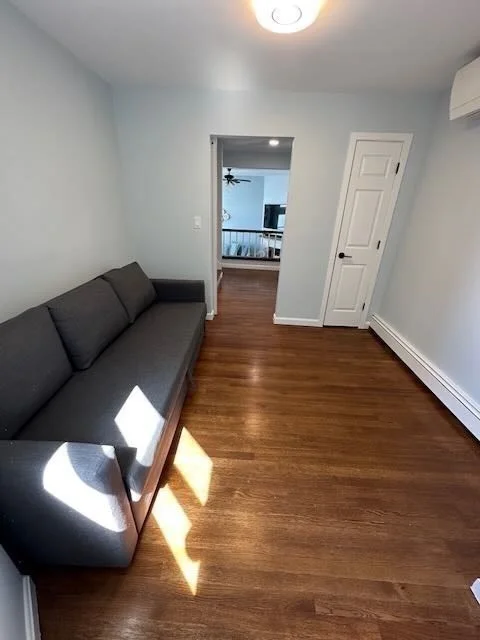 3 bed, 3 bath apartment for rent at 6 Marina Dr Unit 6, Hull — photo 20 of 33