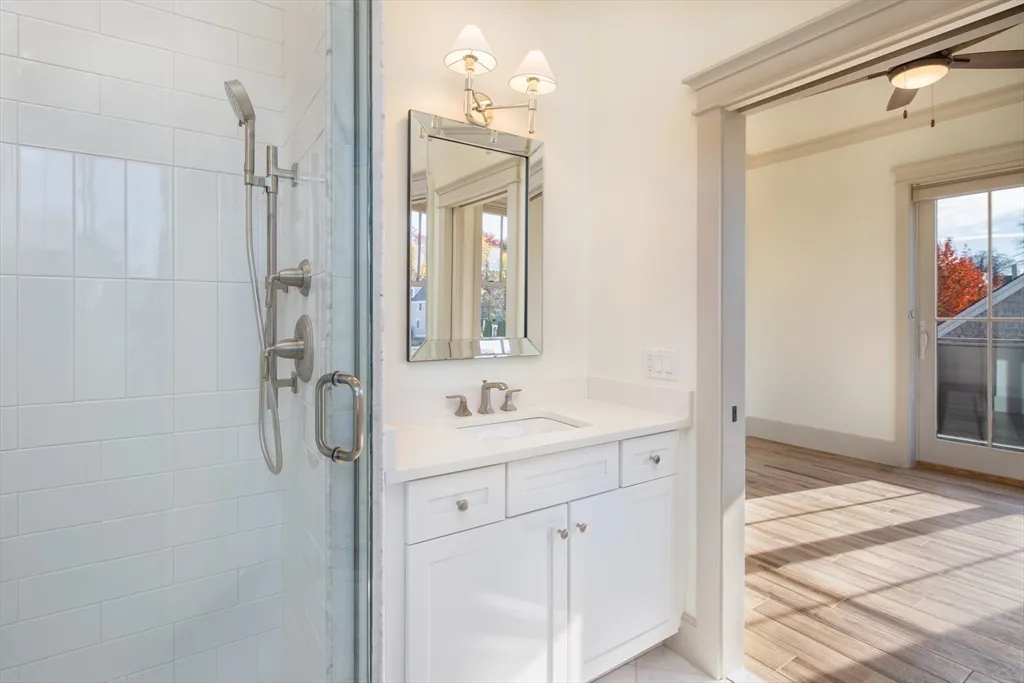 2 bed, 2 bath apartment for rent at 6 Market Unit 3, Newburyport — photo 13 of 16