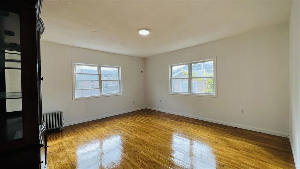 4 bed, 1 bath apartment for rent at 6 Meacham St Unit 1, Somerville — photo 3 of 8