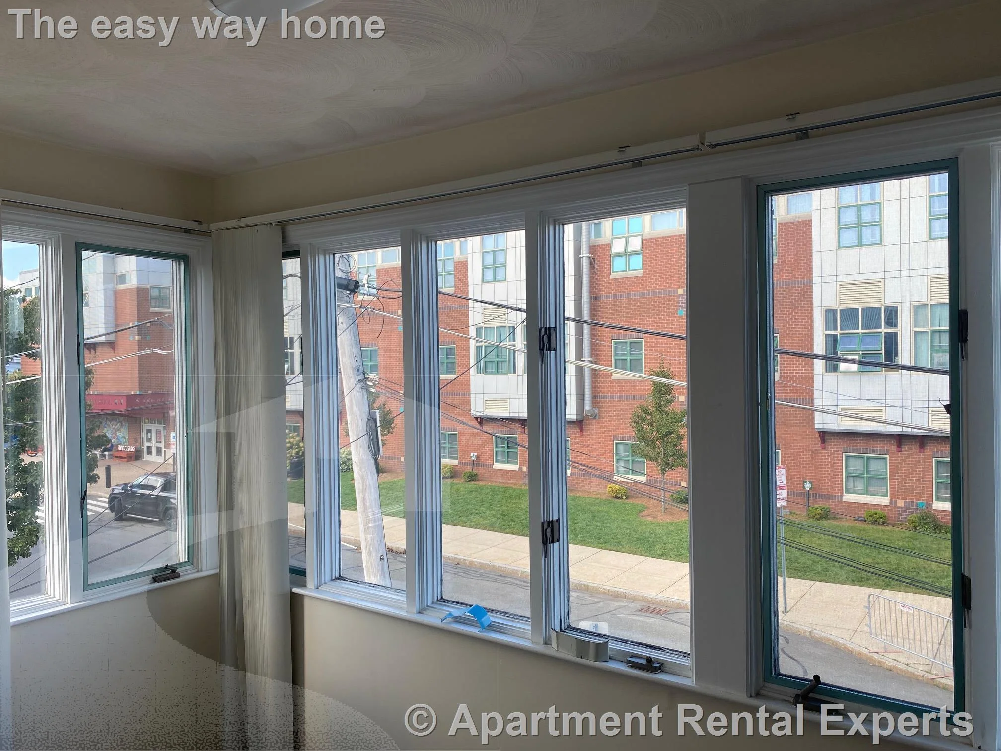 3 bed, 1 bath apartment for rent at 6 Meacham St Unit 2, Autumn Hill — photo 4 of 13