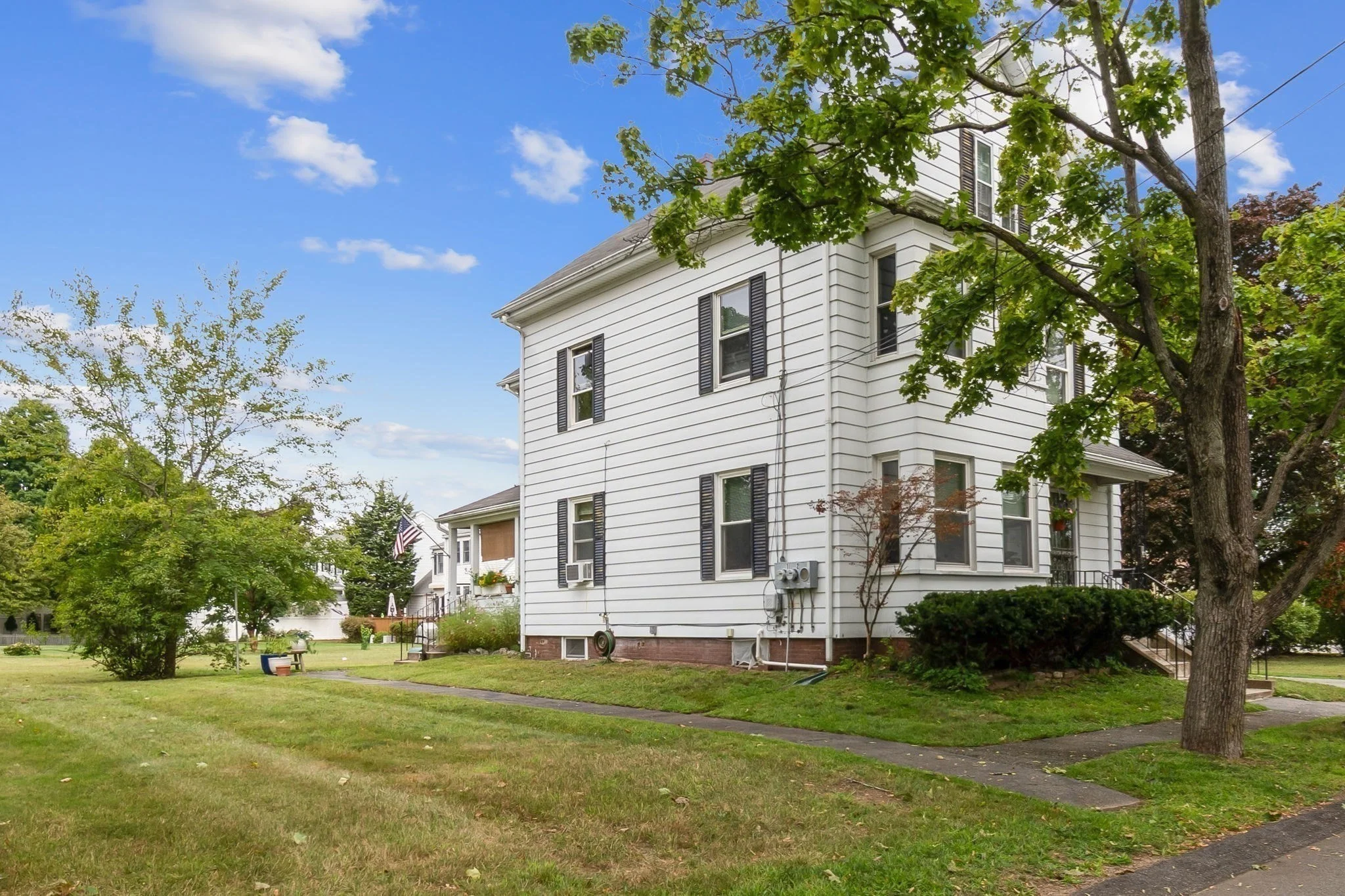 1 bed, 1 bath apartment for rent at 6 Mead St Unit 1, Danvers — photo 4 of 23