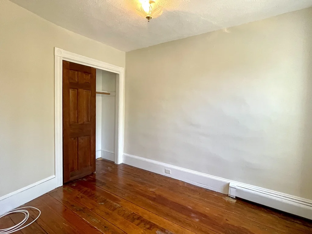 2 bed, 1 bath apartment for rent at 6 Mead St Unit 2, Allston — photo 2 of 8