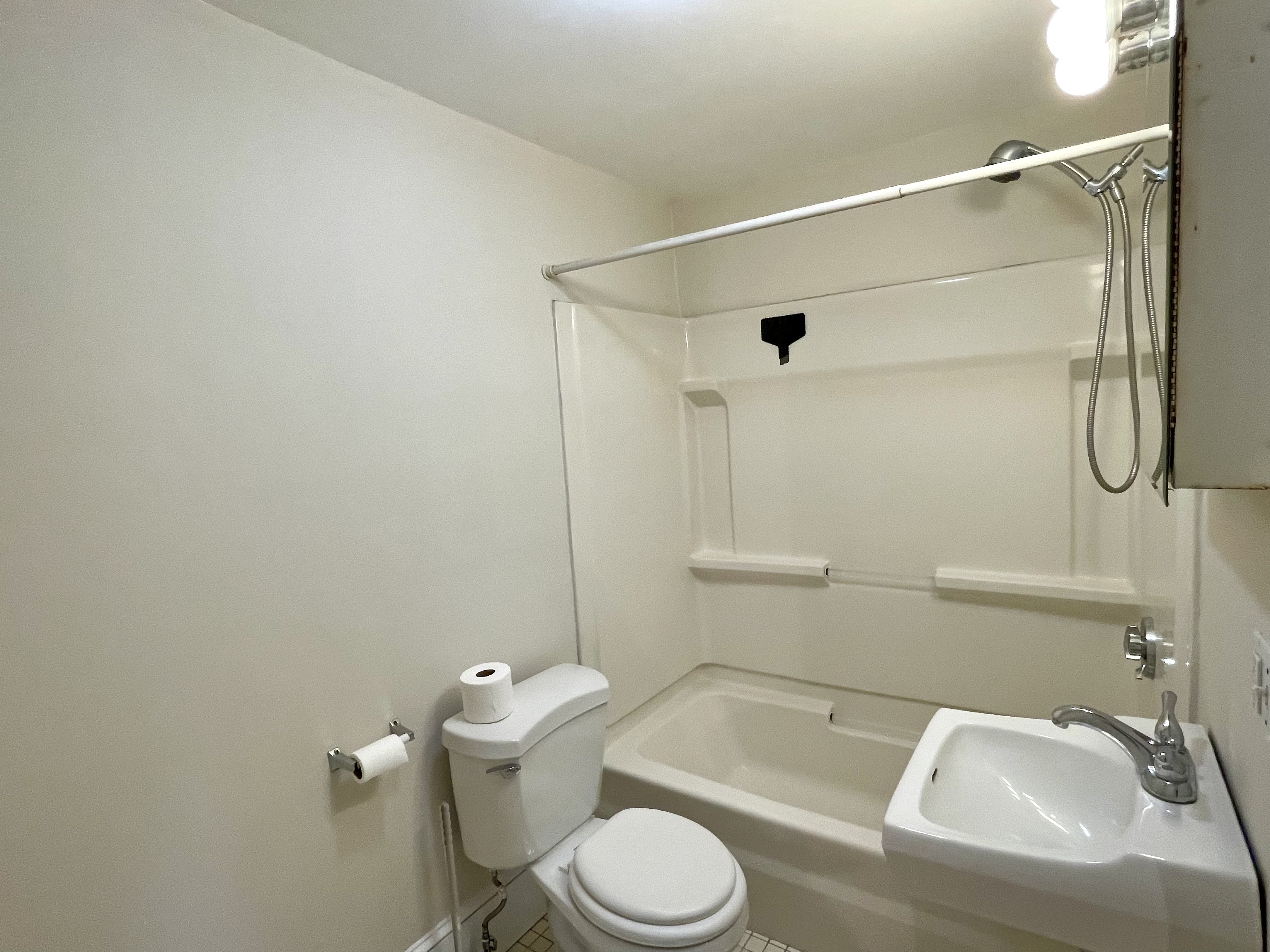 2 bed, 1 bath apartment for rent at 6 Mead St Unit 2A, Lower Allston — photo 7 of 16