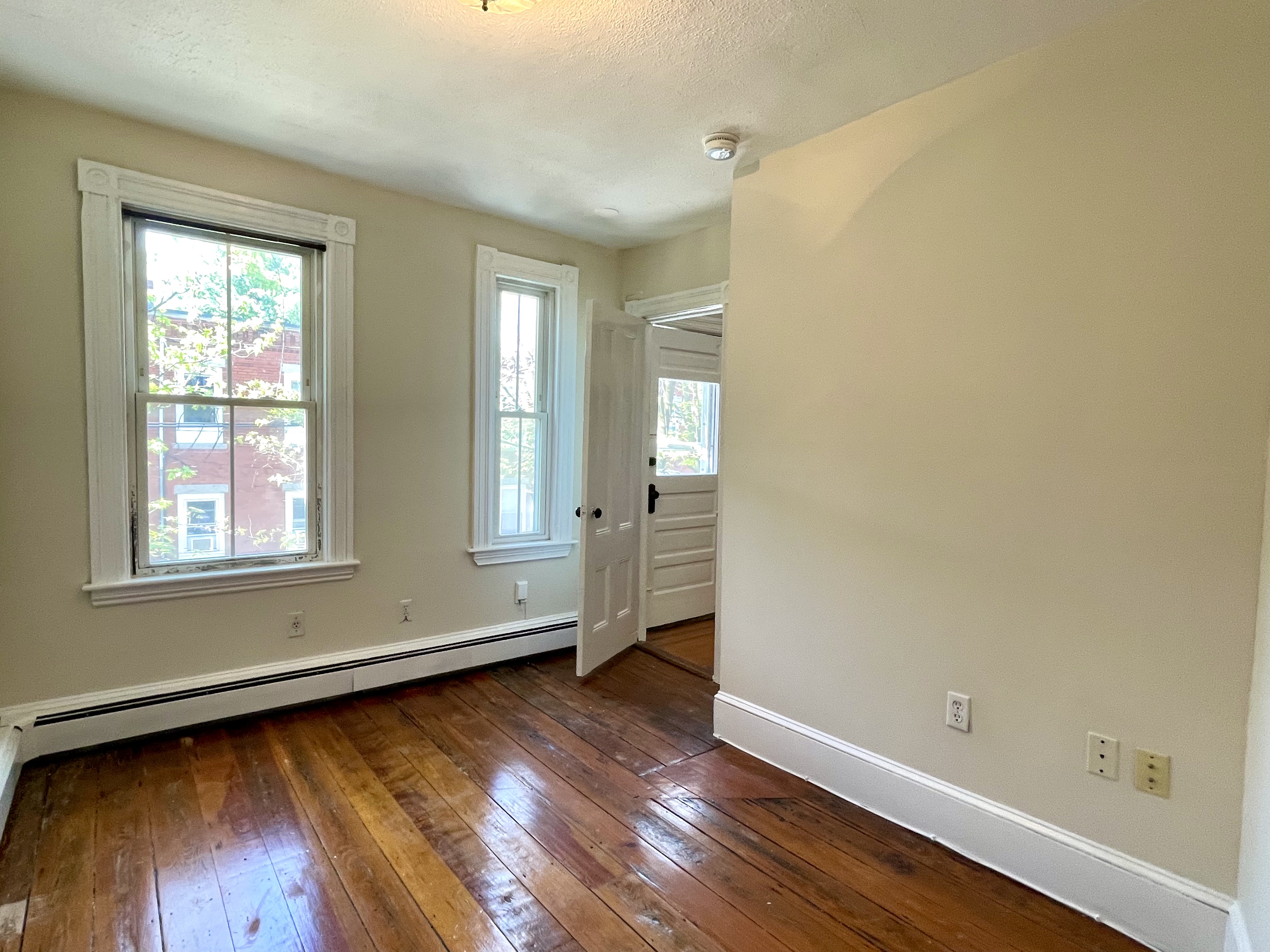 2 bed, 1 bath apartment for rent at 6 Mead St Unit 2A, Lower Allston — photo 5 of 16