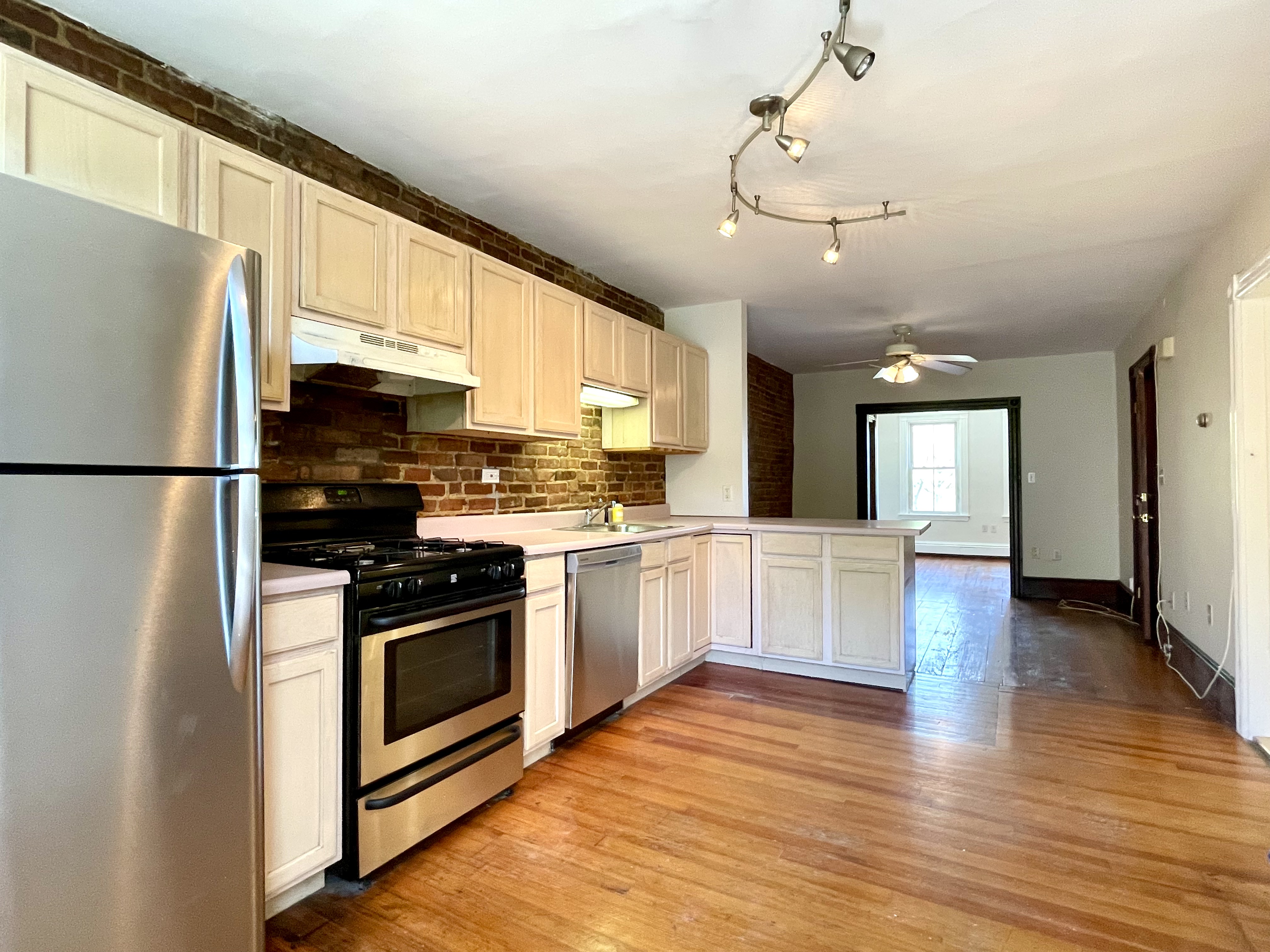 2 bed, 1 bath apartment for rent at 6 Mead St Unit 2A, Lower Allston