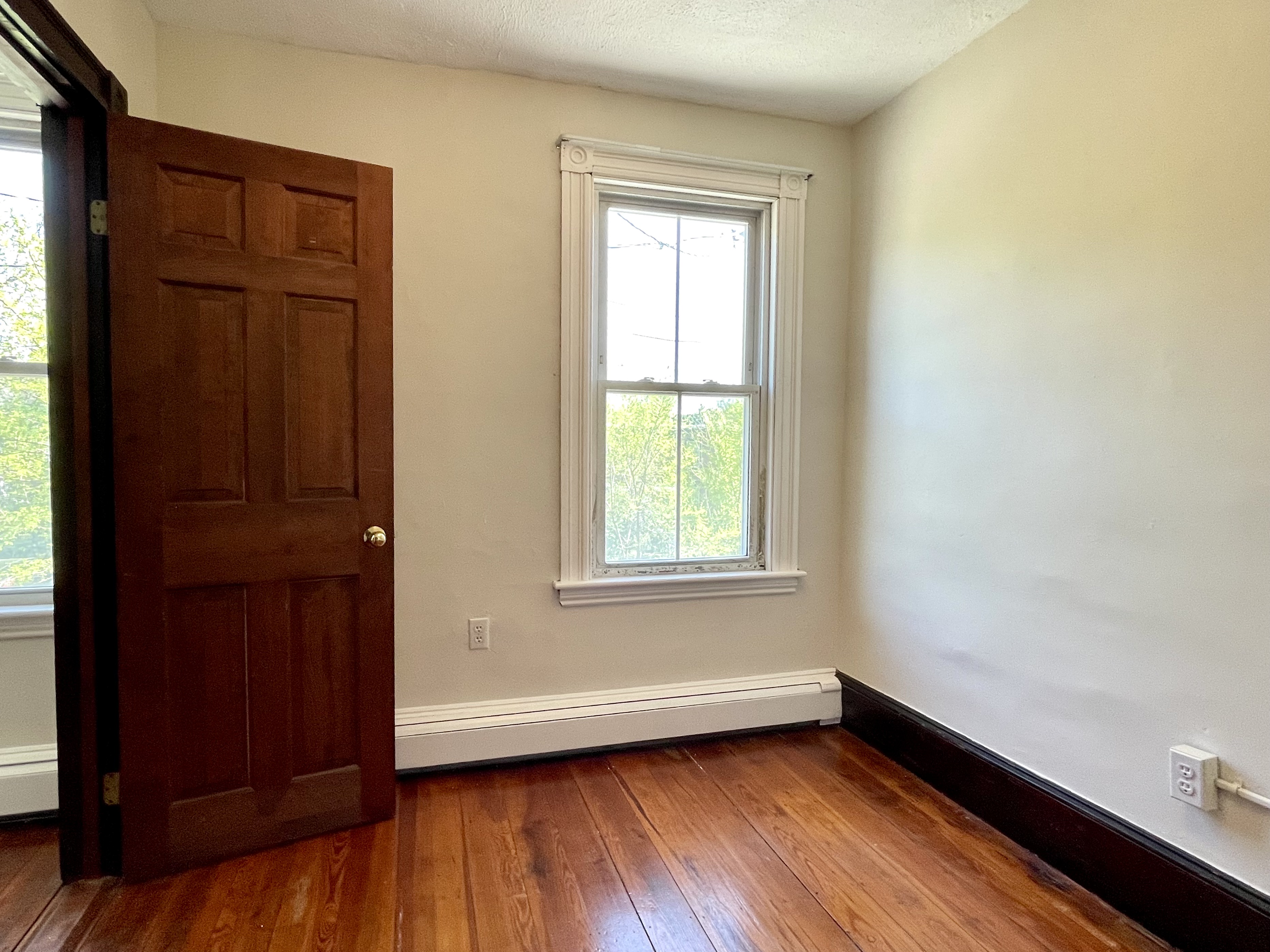 2 bed, 1 bath apartment for rent at 6 Mead St Unit 2A, Lower Allston — photo 11 of 16