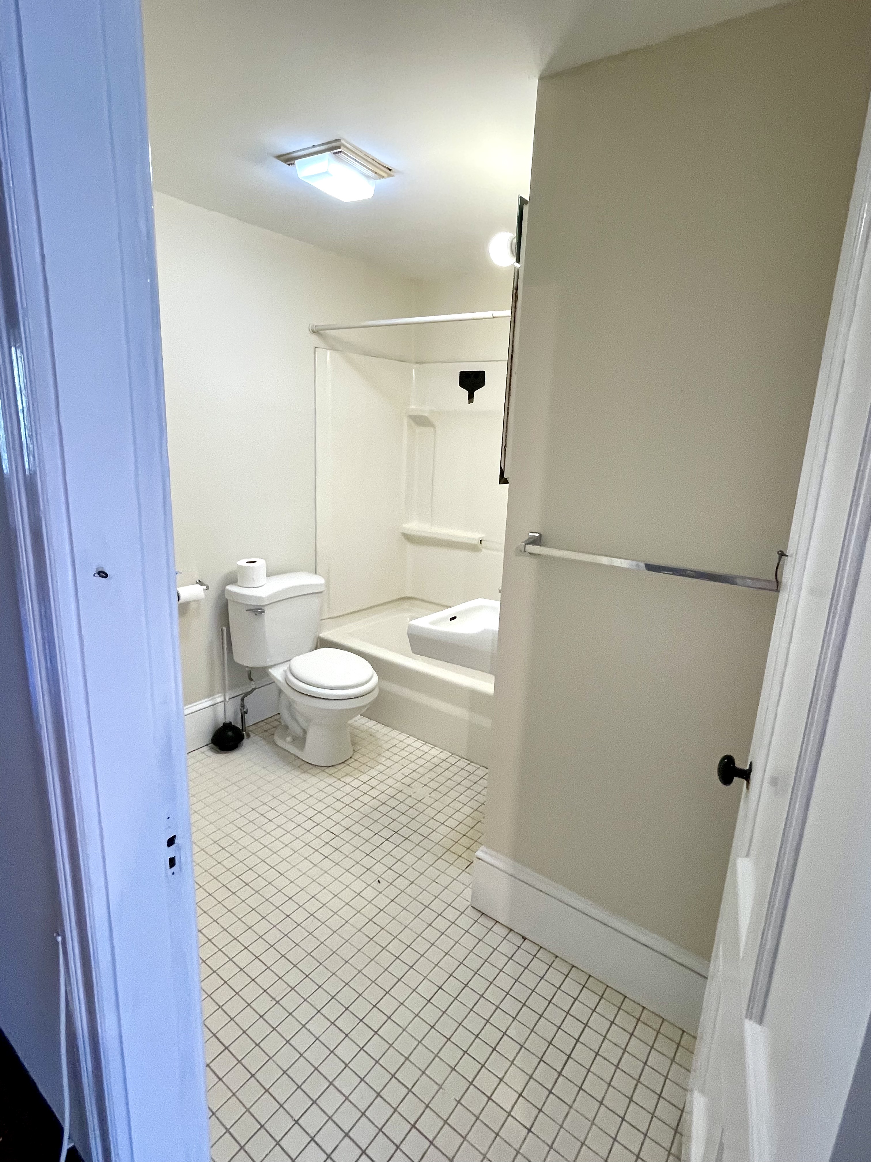 2 bed, 1 bath apartment for rent at 6 Mead St Unit 2A, Lower Allston — photo 9 of 16