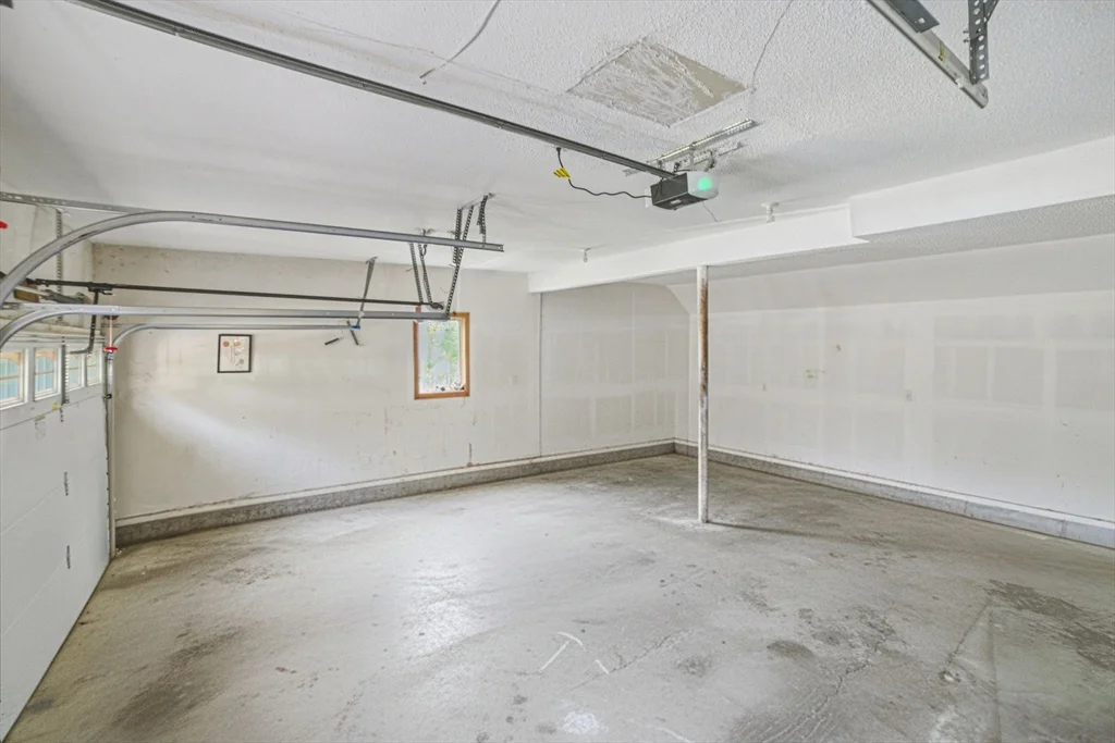 3 bed, 2 bath apartment for rent at 6 Montaup Rd Unit 6, Sharon — photo 35 of 35