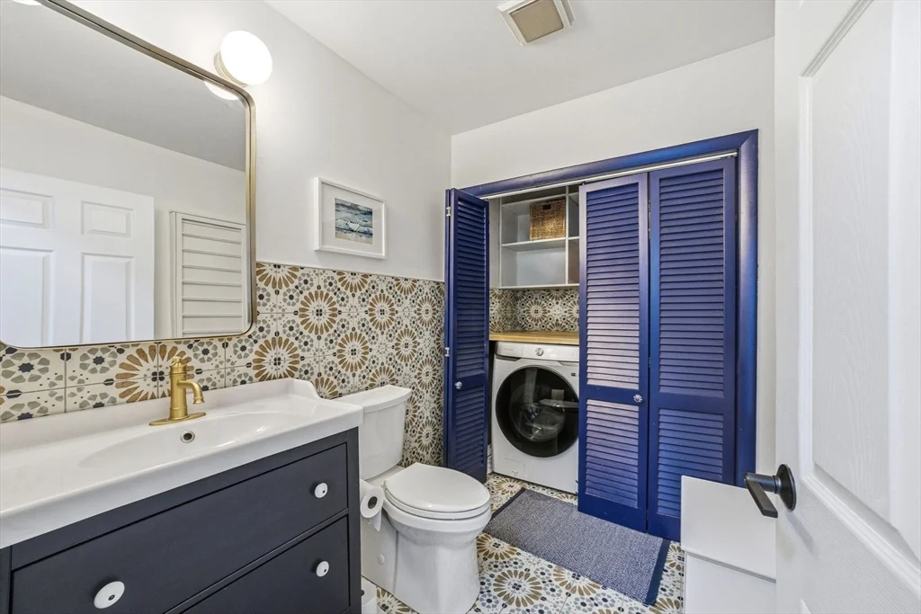 3 bed, 2 bath apartment for rent at 6 Montaup Rd Unit 6, Sharon — photo 23 of 35
