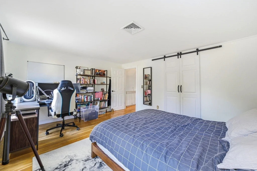 3 bed, 2 bath apartment for rent at 6 Montaup Rd Unit 6, Sharon — photo 21 of 35