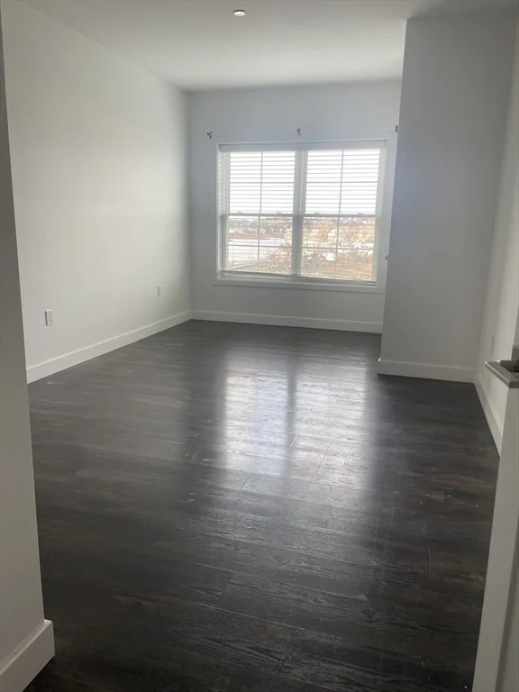 2 bed, 1 bath apartment for rent at 6 Needhams Landing Rd Unit 206, Lynn — photo 10 of 12