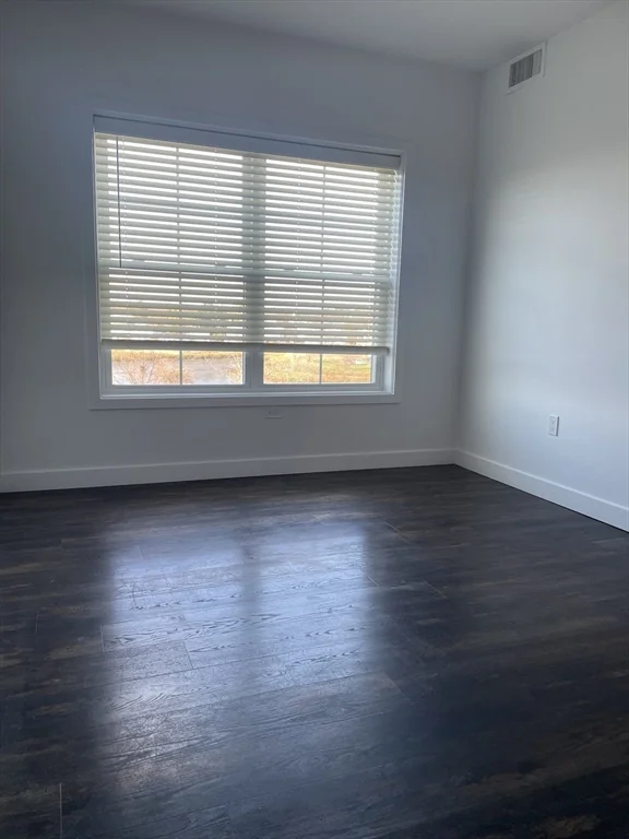 2 bed, 1 bath apartment for rent at 6 Needhams Landing Rd Unit 206, Lynn — photo 11 of 12