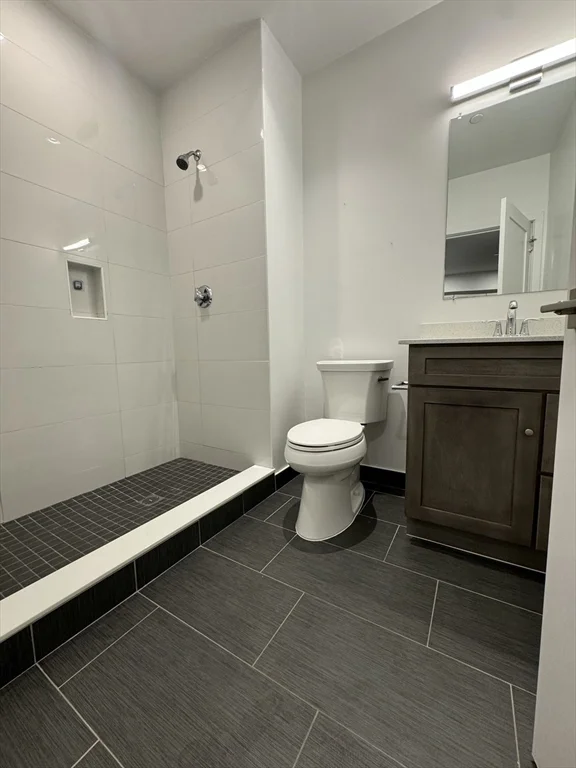 1 bed, 1 bath apartment for rent at 6 Needhams Landing Rd Unit 503, Lynn — photo 4 of 9