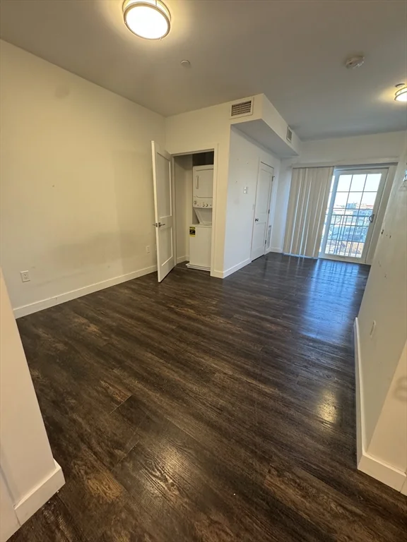 1 bed, 1 bath apartment for rent at 6 Needhams Landing Rd Unit 503, Lynn